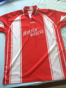 Das hässlichste Trikot Gewinnspiel rot weiß